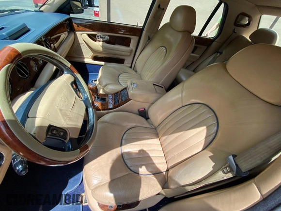 2002 Bentley Arnage with VIN SCBLC31E62CX08029, listed as a Copart auction lot 46799805 with 86,082 mi miles and Clean Title. Bid and sale history available at DreamBid. Image 9.