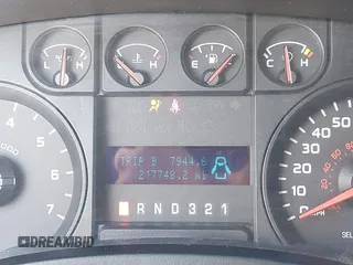 2010 Ford F-150 XL z VIN 1FTFX1CV2AFA15133, wystawiony jako IAAI lot #42555374 z przebiegiem 217 748 mil mil oraz . Historia ofert i sprzedaży dostępna na DreamBid. Obrazek 15.
