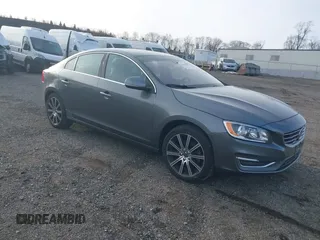 2017 Volvo S60 Inscription with VIN LYV402HKXHB137304, listed as a IAAI auction lot 41415830 with 140,598 mi miles. Bid and sale history available at carsss.com. Image 1.