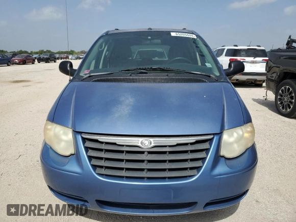 2007 Chrysler Town & Country LWB Touring with VIN 2A4GP54L27R272684, listed as a Copart auction lot 65269444 with 280,648 mi miles and Clean Title. Bid and sale history available at carsss.com. Image 5.