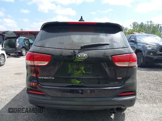 2017 Kia Sorento LX with VIN 5XYPGDA34HG293207, listed as a IAAI auction lot 42108117 with 187,998 mi miles and . Bid and sale history available at DreamBid. Image 15.