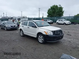 2007 Dodge Caliber SXT z VIN 1B3HB48B57D202346, wystawiony jako IAAI lot #42331290 z przebiegiem 182 814 mil mil oraz . Historia ofert i sprzedaży dostępna na DreamBid. Obrazek 1.