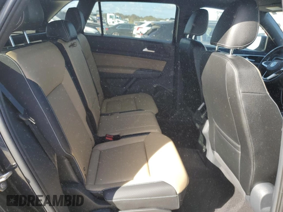 2023 Volkswagen Atlas SE z VIN 1V2WE2CA8PC214978, wystawiony jako Copart lot #77003984 z przebiegiem 6 926 mil mil oraz Nie do naprawy • Non repairable. Historia ofert i sprzedaży dostępna na DreamBid. Obrazek 10.