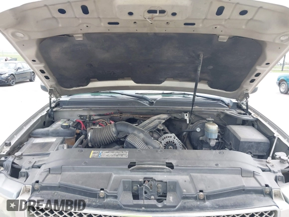2007 Chevrolet Suburban LT с VIN 1GNFC16J67J350302, выставлен на аукционе IAAI как лот 41940082 с пробегом 176 491 миль миль и . История ставок и продаж доступна на DreamBid. Изображение 10.