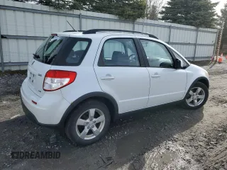 2012 Suzuki SX4 Crossover with VIN JS2YB5A32C6307941, listed as a Copart auction lot 51811945 with 39,814 mi miles and Salvage Title. Bid and sale history available at DreamBid. Image 3.
