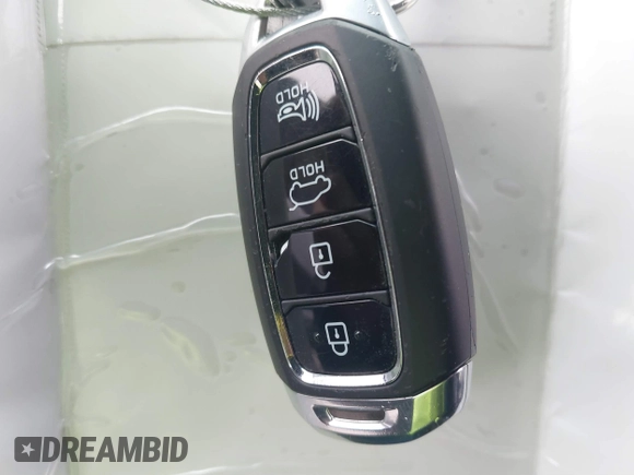2020 Hyundai Kona SEL Plus with VIN KM8K62AA4LU428995, listed as a IAAI auction lot 41475674 with 132,304 mi miles. Bid and sale history available at carsss.com. Image 11.