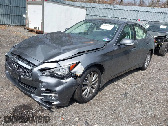 2015 Infiniti Q50 Premium with VIN JN1BV7AR8FM417774, listed as a IAAI auction lot 41909847 with 39,377 mi miles. Bid and sale history available at carsss.com. Image 2.