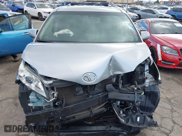 2017 Toyota Sienna XLE Auto Access Seat with VIN 5TDYZ3DC6HS809784, listed as a IAAI auction lot 41546264 with 98,937 mi miles and . Bid and sale history available at DreamBid. Image 13.