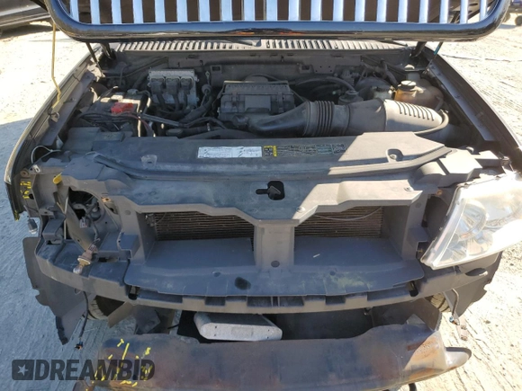 2005 Lincoln Navigator Luxury with VIN 5LMFU28585LJ01750, listed as a Copart auction lot 53298165 with 162,227 mi miles and Salvage Title. Bid and sale history available at carsss.com. Image 12.