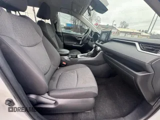 2021 Toyota RAV4 XLE with VIN 2T3W1RFV4MC139243, listed as a Copart auction lot 54453785 with 1 mi miles and Clean Title. Bid and sale history available at carsss.com. Image 5.