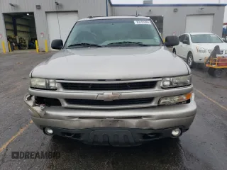 2005 Chevrolet Tahoe Police z VIN 1GNEC13Z15R231139, wystawiony jako Copart lot #83765364 z przebiegiem 249 358 mil mil oraz Szkody całkowita. Historia ofert i sprzedaży dostępna na DreamBid. Obrazek 5.