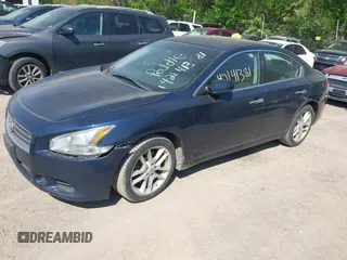 2011 Nissan Maxima 3.5 SV with VIN 1N4AA5AP4BC822723, listed as a IAAI auction lot 42141381 with 206,873 mi miles. Bid and sale history available at carsss.com. Image 2.