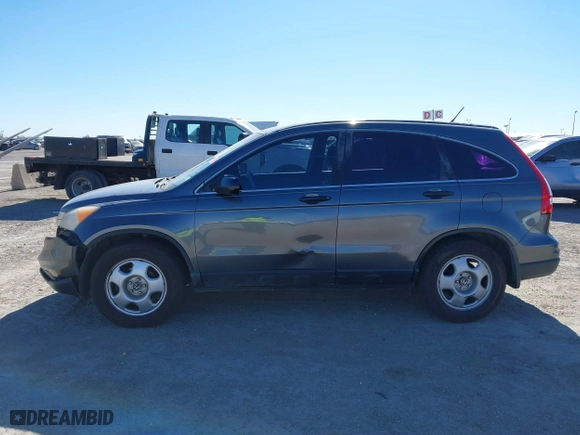 2011 Honda CR-V LX with VIN 3CZRE3H32BG704945, listed as a IAAI auction lot 41414275 with 218,831 mi miles. Bid and sale history available at carsss.com. Image 14.