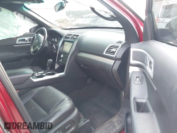 2015 Ford Explorer XLT with VIN 1FM5K8D80FGA32070, listed as a IAAI auction lot 41754485 with 140,432 mi miles. Bid and sale history available at carsss.com. Image 5.