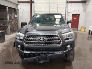 2017 Toyota Tacoma SR5 with VIN 3TMDZ5BN8HM016825, listed as a IAAI auction lot 41658400 with 166,098 mi miles. Bid and sale history available at carsss.com. Image 12.