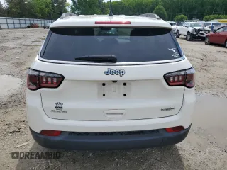 2018 Jeep Compass Latitude with VIN 3C4NJDBB8JT150225, listed as a Copart auction lot 57790945 with 75,772 mi miles and Salvage title. Bid and sale history available at DreamBid. Image 6.