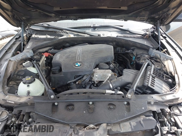 2015 BMW 5 Series 528i with VIN WBA5A5C58FD520694, listed as a IAAI auction lot 41804906 with 121,636 mi miles. Bid and sale history available at carsss.com. Image 10.