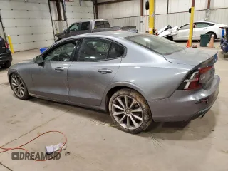 2019 Volvo S60 Momentum with VIN 7JRA22TK3KG014509, listed as a Copart auction lot 57210604 with 0 mi miles and Salvage Title. Bid and sale history available at carsss.com. Image 2.