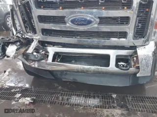 2009 Ford Super Duty F-250 SRW XL with VIN 1FTSX21579EA23060, listed as a IAAI auction lot 41308974 with 186,631 mi miles. Bid and sale history available at carsss.com. Image 18.