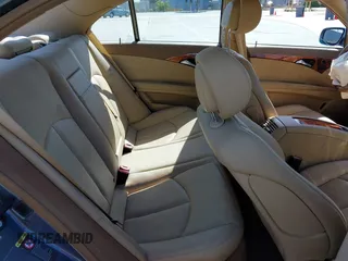 2007 Mercedes-Benz E 350 z VIN WDBUF56X57B124408, wystawiony jako IAAI lot #42185213 z przebiegiem 93 149 mil mil oraz . Historia ofert i sprzedaży dostępna na DreamBid. Obrazek 8.