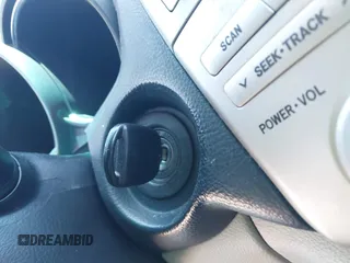 2008 Lexus RX 350 z VIN 2T2GK31U18C041035, wystawiony jako IAAI lot #42133623 z przebiegiem 256 043 mil mil oraz . Historia ofert i sprzedaży dostępna na DreamBid. Obrazek 11.