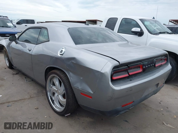 2016 Dodge Challenger SXT Plus z VIN 2C3CDZAG9GH184110, wystawiony jako IAAI lot #42463784 z przebiegiem 160 484 mil mil oraz . Historia ofert i sprzedaży dostępna na DreamBid. Obrazek 3.