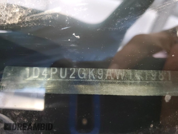 2010 Dodge Nitro SE z VIN 1D4PU2GK9AW141981, wystawiony jako Copart lot #53954265 z przebiegiem 109 669 mil mil oraz Szkoda całkowita • Salvage title. Historia ofert i sprzedaży dostępna na DreamBid. Obrazek 14.