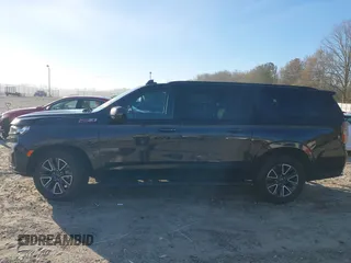 2022 Chevrolet Suburban with VIN 1GNSKDKL2NR337801, listed as a IAAI auction lot 41764667 with Not provided miles and . Bid and sale history available at DreamBid. Image 14.