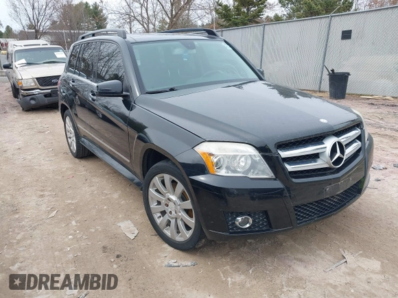 2010 Mercedes-Benz GLK GLK 350 with VIN WDCGG8HB1AF402262, listed as a IAAI auction lot 41924053 with 118,745 mi miles. Bid and sale history available at carsss.com. Image 1.