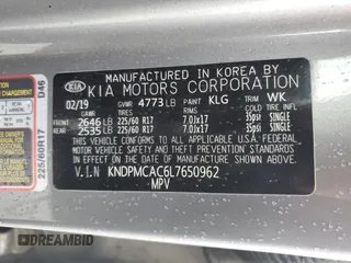 2020 Kia Sportage LX z VIN KNDPMCAC6L7650962, wystawiony jako Copart lot #42607465 z przebiegiem 56 021 mil mil oraz Szkoda całkowita • Salvage title. Historia ofert i sprzedaży dostępna na DreamBid. Obrazek 13.