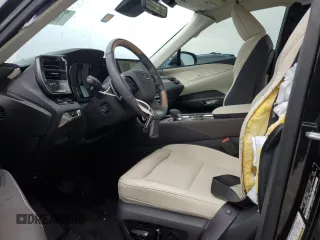 2024 Lexus RX with VIN 2T2BAMBA4RC030832, listed as a Copart auction lot 84024924 with 12,605 mi miles and Salvage Title. Bid and sale history available at carsss.com. Image 7.