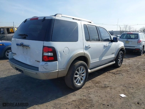 2006 Ford Explorer Eddie Bauer with VIN 1FMEU74E76UA10983, listed as a IAAI auction lot 41793673 with 118,696 mi miles. Bid and sale history available at carsss.com. Image 4.