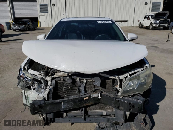 2014 Toyota Camry L with VIN 4T1BF1FK7EU795226, listed as a Copart auction lot 48015775 with 308,852 mi miles and Salvage Title. Bid and sale history available at carsss.com. Image 5.