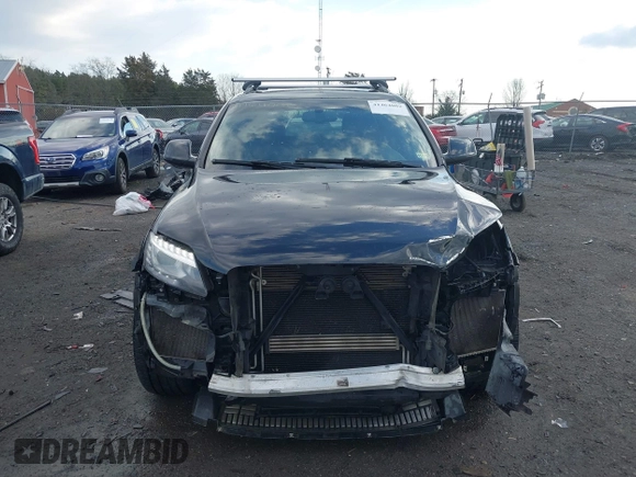 2015 Audi Q7 3.0T S line Prestige with VIN WA1DGAFE7FD006783, listed as a IAAI auction lot 41464002 with 96,845 mi miles. Bid and sale history available at carsss.com. Image 12.