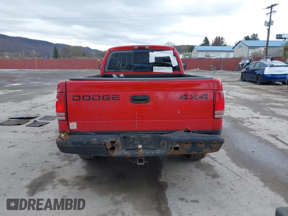 1998 Dodge Dakota SLT with VIN 1B7GG22Y1WS519712, listed as a IAAI auction lot 41913541 with 232,892 mi miles. Bid and sale history available at carsss.com. Image 17.
