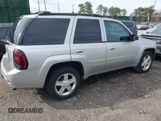 2007 Chevrolet TrailBlazer LS with VIN 1GNDT13S072146593, listed as a IAAI auction lot 42027052 with 163,921 mi miles. Bid and sale history available at carsss.com. Image 4.