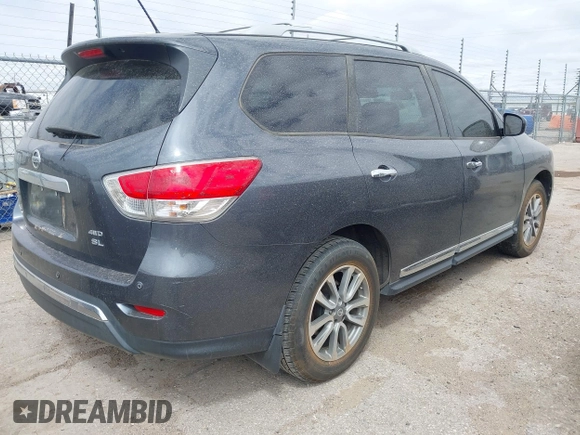 2013 Nissan Pathfinder SL z VIN 5N1AR2MM4DC630445, wystawiony jako IAAI lot #41946196 z przebiegiem 196 192 mil mil oraz . Historia ofert i sprzedaży dostępna na DreamBid. Obrazek 4.