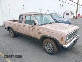 1988 Ford Ranger z VIN 1FTCR14TXJPB17719, wystawiony jako IAAI lot #42262476 z przebiegiem 38 174 mil mil oraz . Historia ofert i sprzedaży dostępna na DreamBid. Obrazek 1.