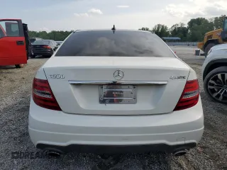 2012 Mercedes-Benz C 300 Sport z VIN WDDGF8BB1CA601416, wystawiony jako Copart lot #60269945 z przebiegiem 195 941 mil mil oraz Czysty tytuł • Clean title. Historia ofert i sprzedaży dostępna na DreamBid. Obrazek 6.