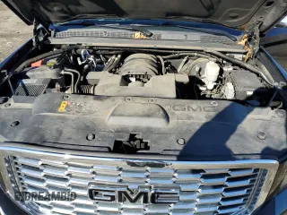 2020 GMC Yukon Denali with VIN 1GKS2CKJ1LR108755, listed as a Copart auction lot 45872565 with 84,156 mi miles and Salvage Title. Bid and sale history available at carsss.com. Image 12.