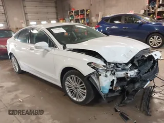 2016 Ford Fusion SE with VIN 3FA6P0HDXGR381613, listed as a IAAI auction lot 41976635 with 116,791 mi miles. Bid and sale history available at carsss.com. Image 1.
