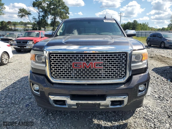 2015 GMC Sierra 2500HD Denali with VIN 1GT120EG3FF612025, listed as a Copart auction lot 67917764 with 162,780 mi miles and Salvage Title. Bid and sale history available at carsss.com. Image 5.
