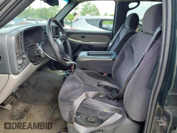 2002 GMC Yukon SLE z VIN 1GKEC13Z22R152796, wystawiony jako Copart lot #55330344 z przebiegiem 337 318 mil mil oraz Szkoda całkowita • Salvage title. Historia ofert i sprzedaży dostępna na DreamBid. Obrazek 7.