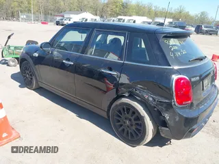 2016 MINI Hardtop 4 Door S z VIN WMWXU3C51G2D29400, wystawiony jako IAAI lot #42064309 z przebiegiem 85 021 mil mil oraz . Historia ofert i sprzedaży dostępna na DreamBid. Obrazek 3.