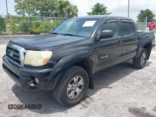 2006 Toyota Tacoma PreRunner with VIN 3TMJU62NX6M026499, listed as a IAAI auction lot 42437645 with 452,309 mi miles and . Bid and sale history available at DreamBid. Image 18.