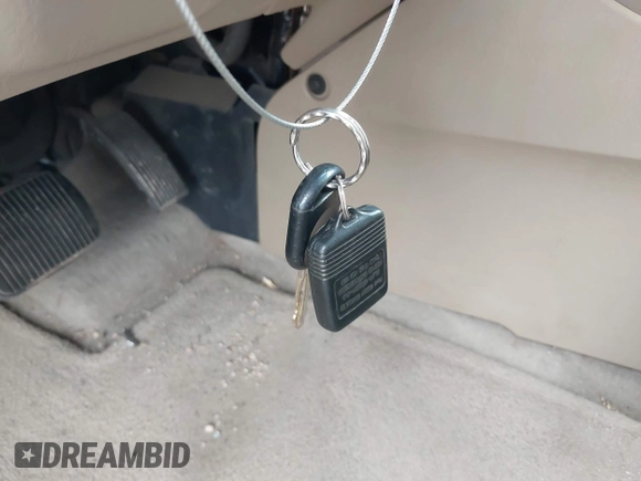 2005 Ford Escape XLT with VIN 1FMYU93165KA02357, listed as a IAAI auction lot 42858975 with 119,905 mi miles and . Bid and sale history available at DreamBid. Image 11.