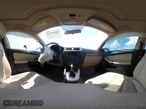 2015 Volkswagen Jetta SE with VIN 3VWD07AJ0FM214295, listed as a IAAI auction lot 42593549 with 62,720 mi miles and . Bid and sale history available at DreamBid. Image 17.