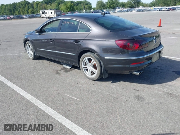2010 Volkswagen CC Lux Plus with VIN WVWHN7AN1AE542428, listed as a IAAI auction lot 40251462 with 136,899 mi miles. Bid and sale history available at carsss.com. Image 3.