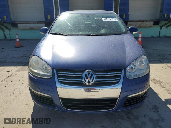 2009 Volkswagen Jetta Sedan SE with VIN 3VWRM71K29M063743, listed as a Copart auction lot 48214625 with 114,164 mi miles and Clean Title. Bid and sale history available at carsss.com. Image 5.