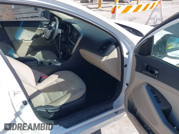 2014 Kia Optima LX with VIN 5XXGM4A73EG322983, listed as a IAAI auction lot 41708101 with 84,334 mi miles. Bid and sale history available at carsss.com. Image 5.